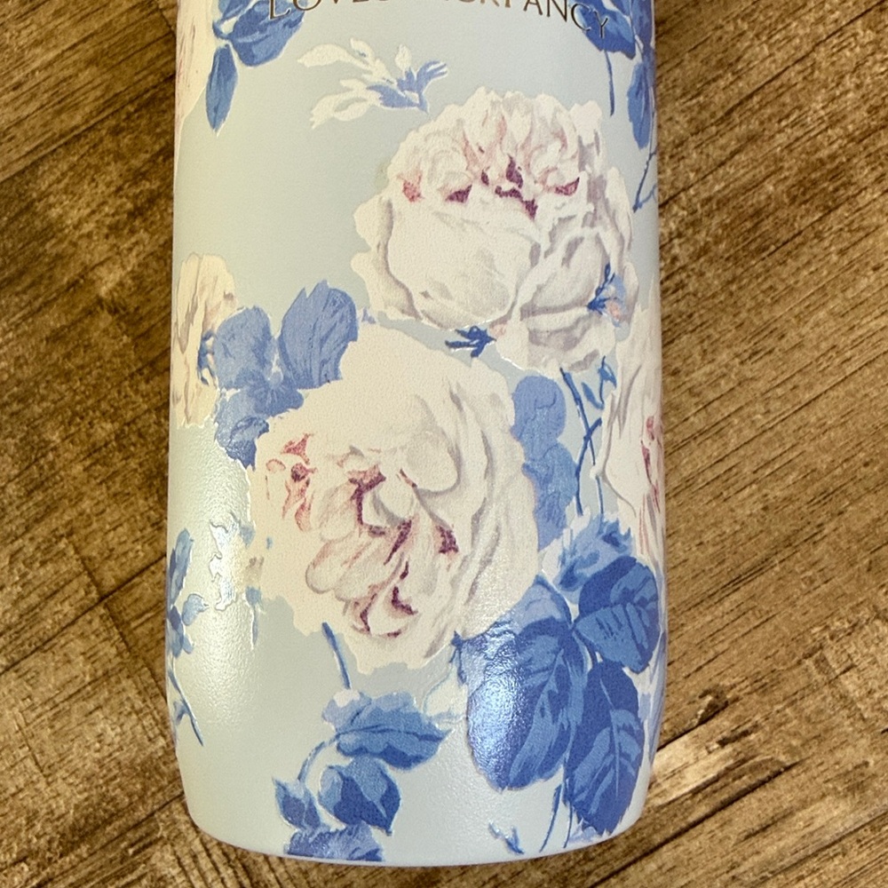 Stanley Loveshackfancy Floral Water bottle and Box - Blue and Cream 12 oz - Picture 8 of 12